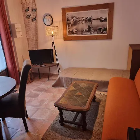 Ideal Famille Et Amis, 2 En 1 Maison, Patio Prive, Parking, Quartier Des Peintres Et Plages A Pieds