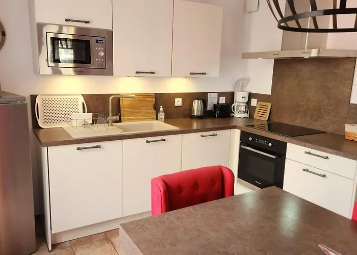 Ideal Famille Et Amis, 2 En 1 Maison, Patio Prive, Parking, Quartier Des Peintres Et Plages A Pieds