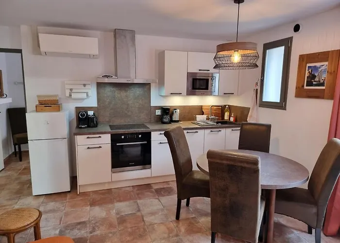Σπίτι διακοπών Ideal Famille Et Amis, 2 En 1 Maison, Patio Prive, Parking, Quartier Des Peintres Et Plages A Pieds *